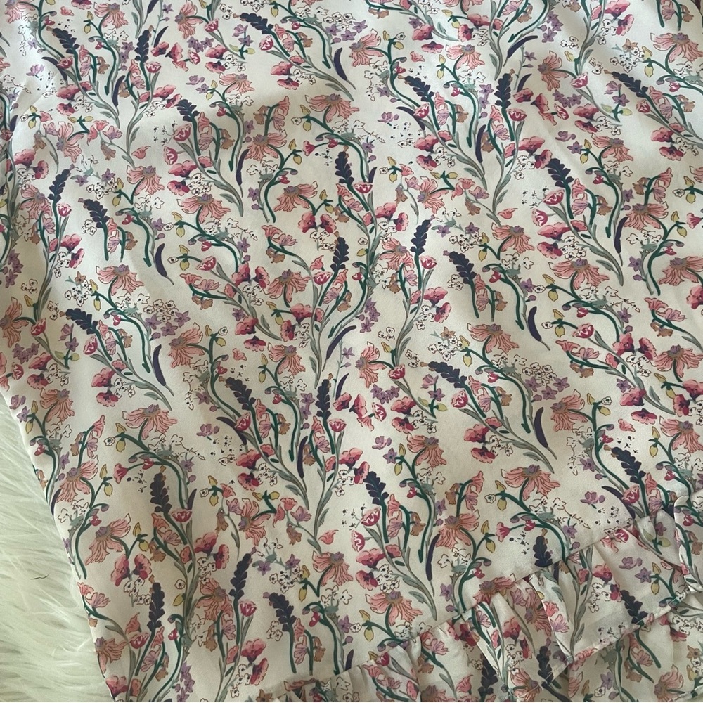 Charlie Paige Floral Lined Short Sleeve Ruffle Blouse Size Large Spring Office - Picture 5 of 6